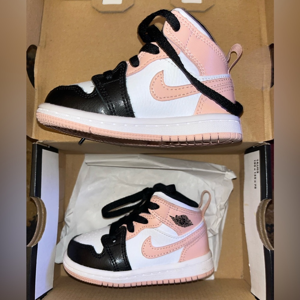 Jordan 1 Mid